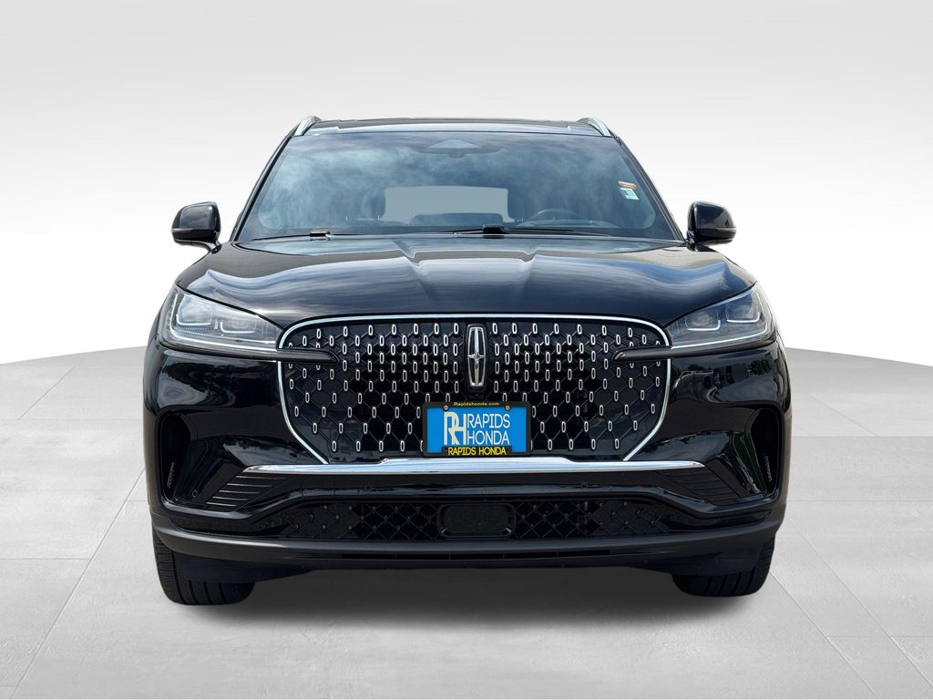 2025 Lincoln Aviator Reserve Image 2 of 38