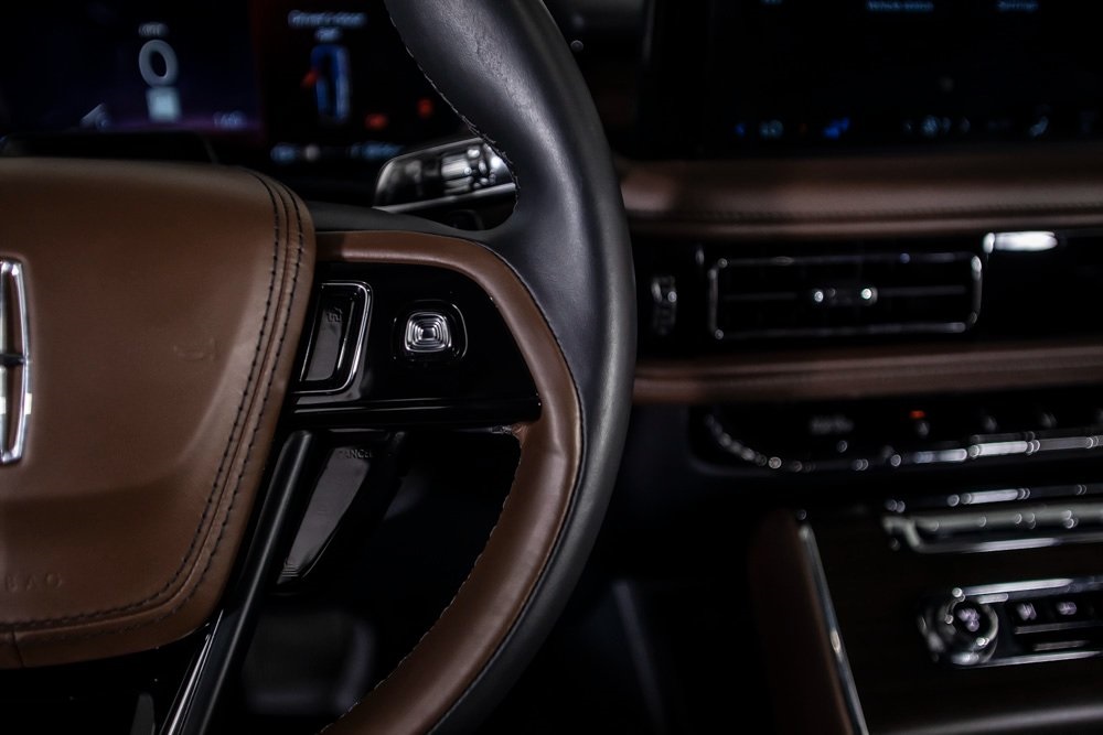 2025 Lincoln Aviator Reserve Image 33 of 46