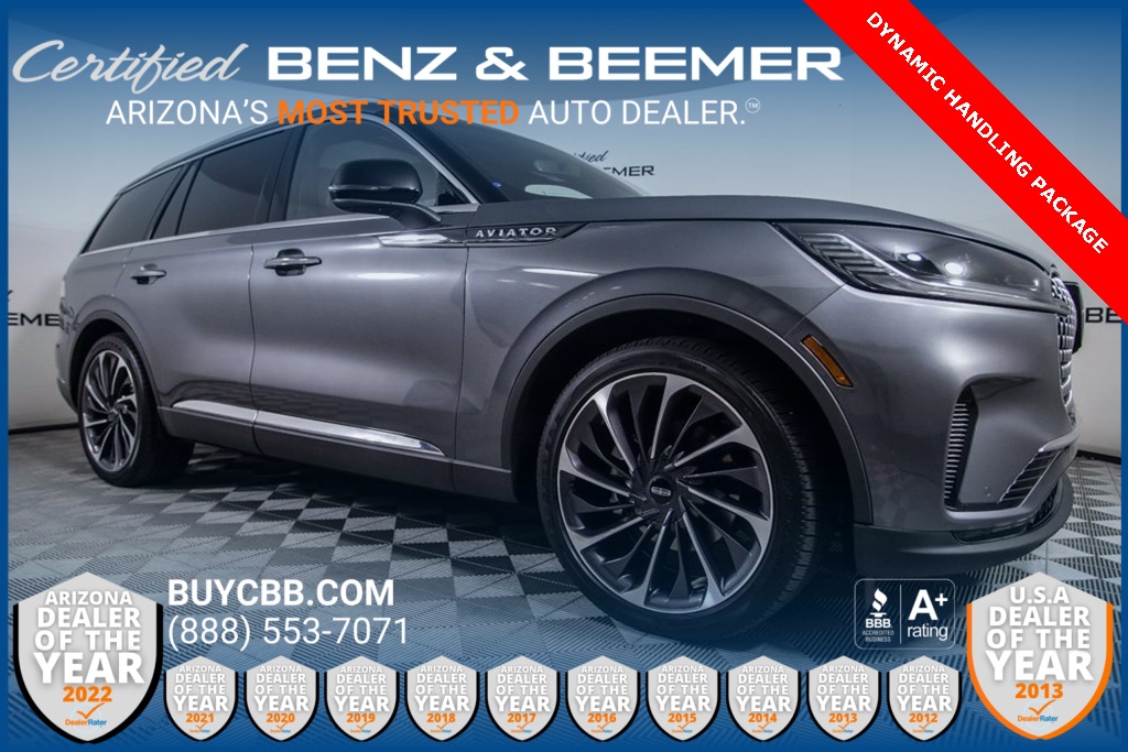 2025 Lincoln Aviator Reserve Image 2 of 46