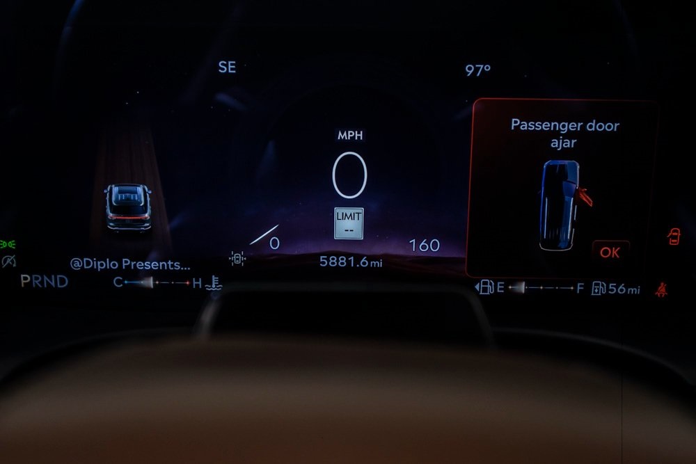 2025 Lincoln Aviator Reserve Image 24 of 46