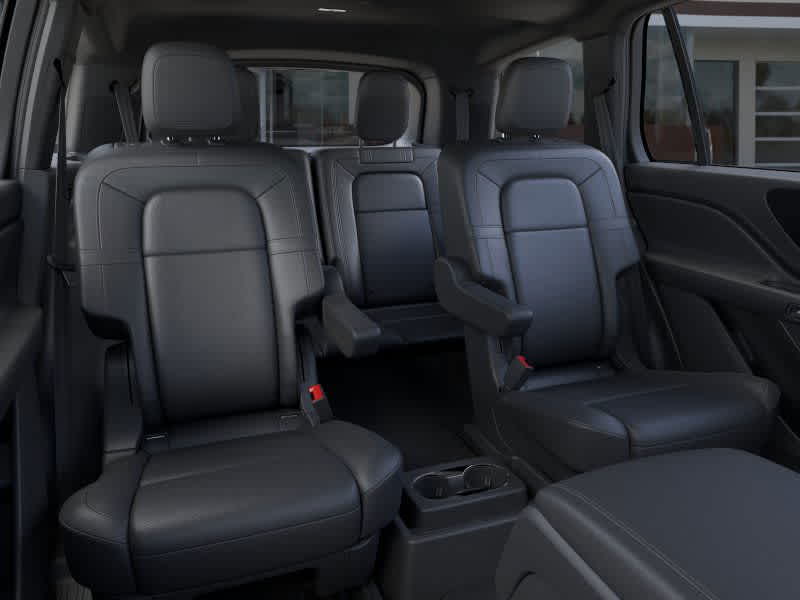 Vehicle image 11 of 22