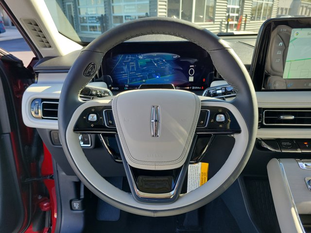 2025 Lincoln Aviator Reserve Image 18 of 29