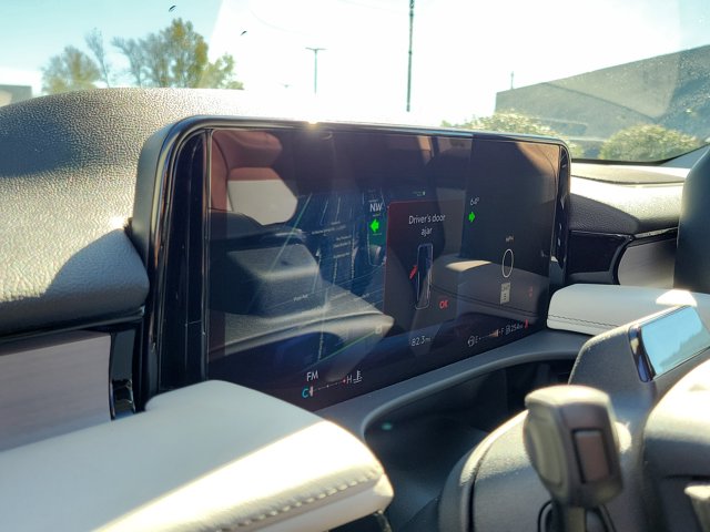 2025 Lincoln Aviator Reserve Image 13 of 29