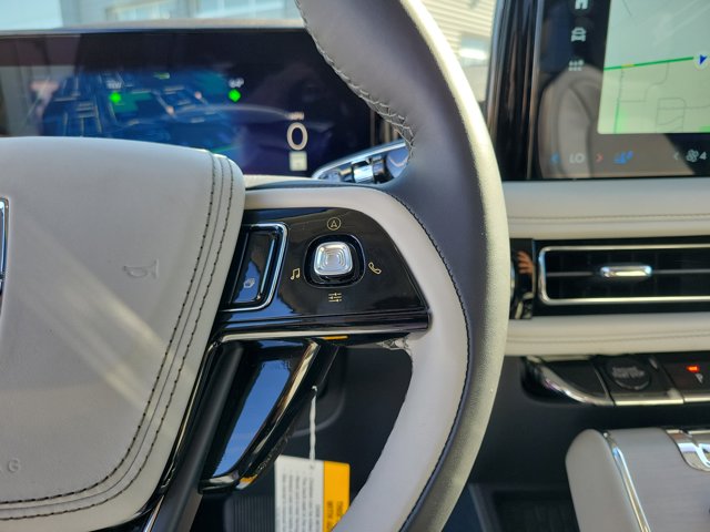 2025 Lincoln Aviator Reserve Image 27 of 29