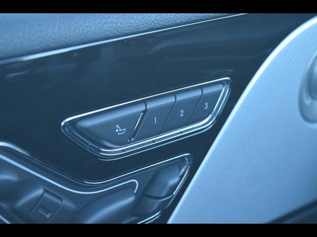 Vehicle image 38 of 41