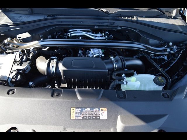 Vehicle image 14 of 41