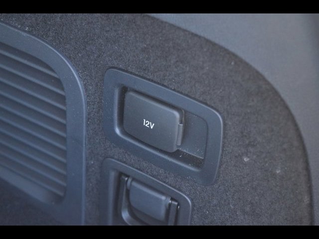 Vehicle image 20 of 41