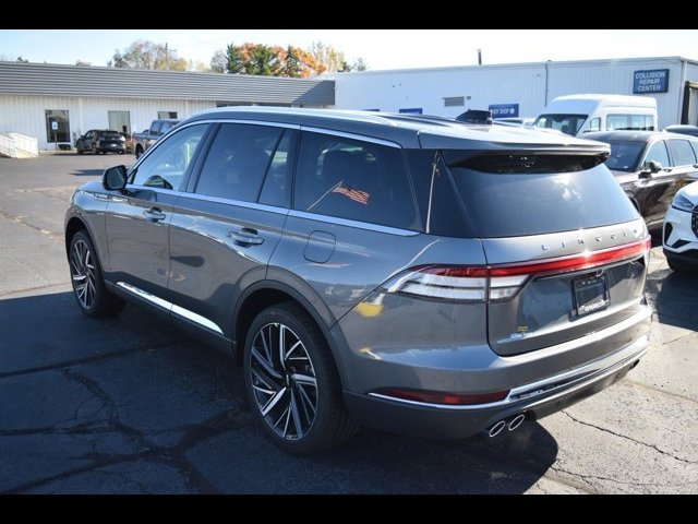Vehicle image 7 of 41
