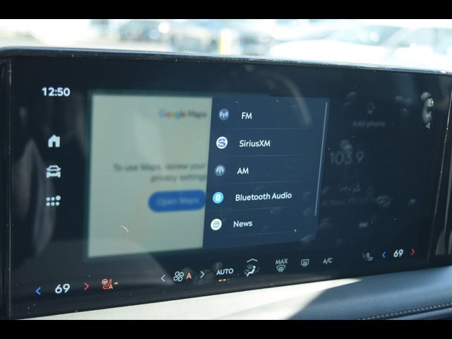 Vehicle image 25 of 41