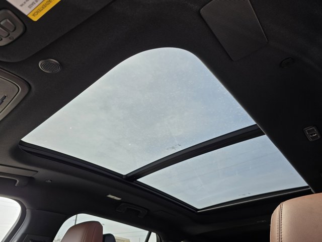 Vehicle image 8 of 30