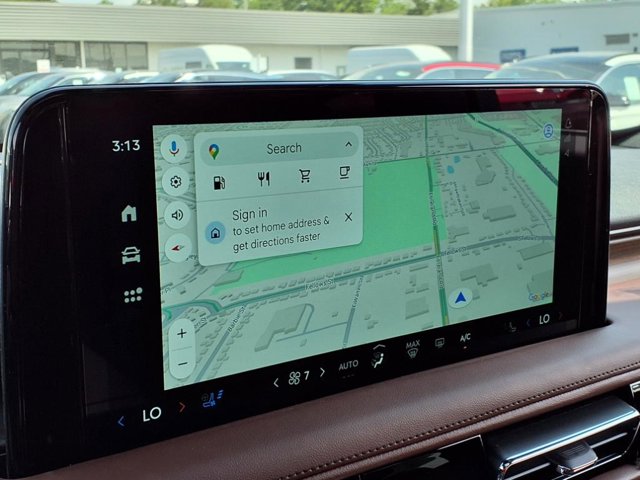 Vehicle image 18 of 28