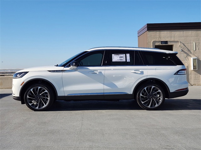 Vehicle image 7 of 31