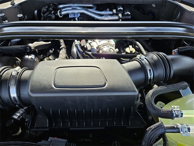 Vehicle image 31 of 32