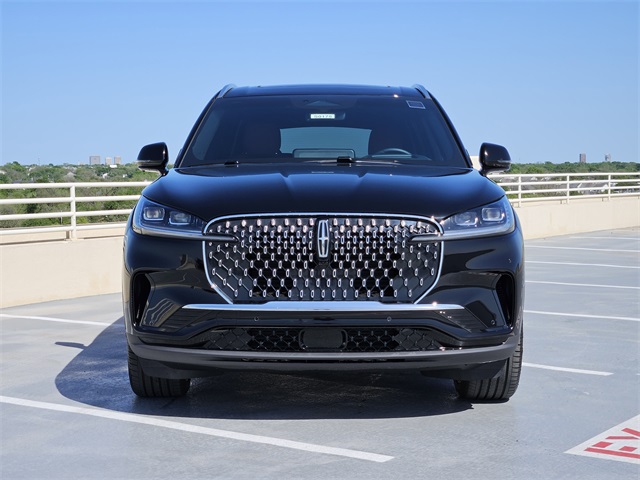 Vehicle image 2 of 32