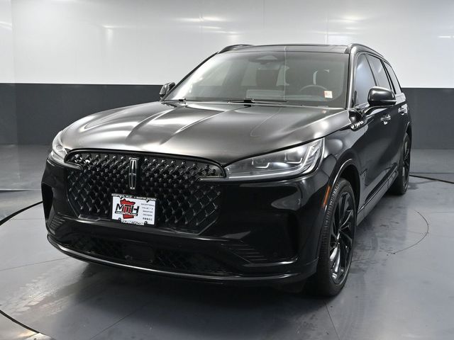 2025 Lincoln Aviator Reserve Image 1 of 57