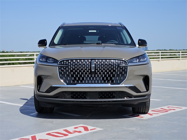 Vehicle image 2 of 32