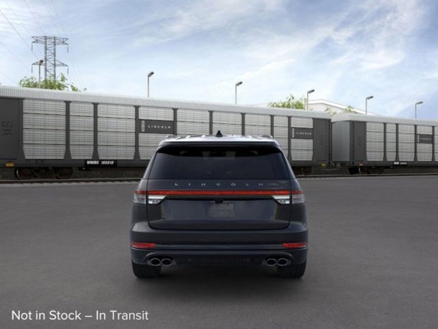 Vehicle image 6 of 22