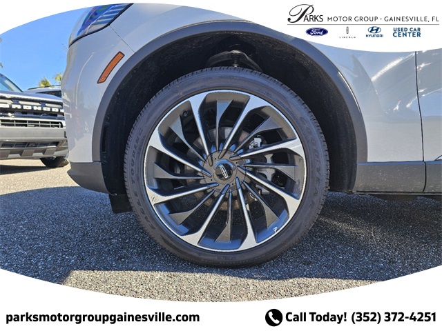 2025 Lincoln Aviator Reserve Image 6 of 33