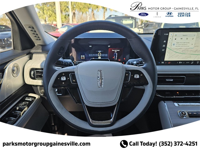 2025 Lincoln Aviator Reserve Image 30 of 33