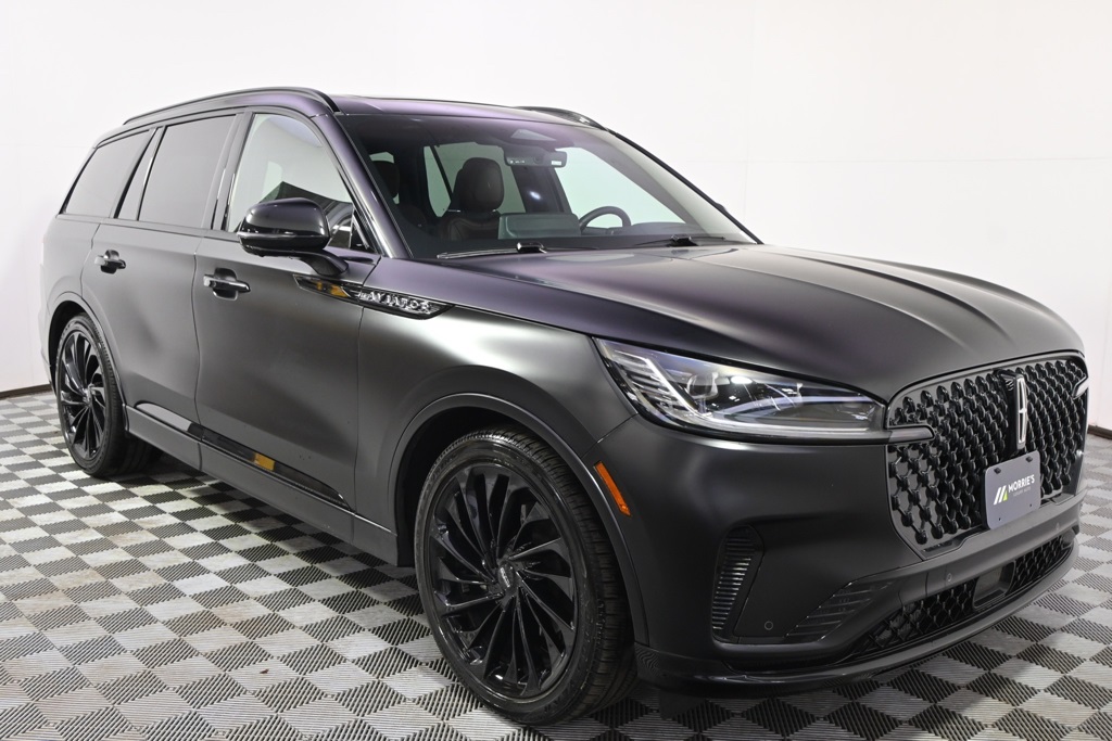 Vehicle image 4 of 34