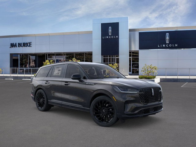 2025 Lincoln Aviator Reserve Image 4 of 22