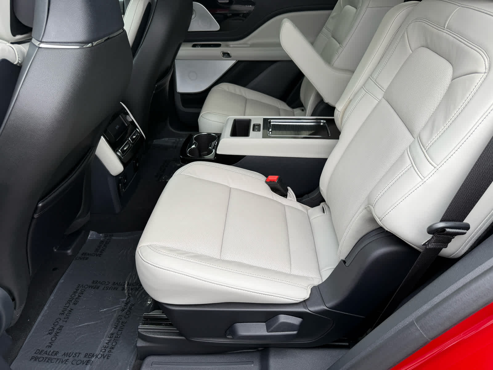 2025 Lincoln Aviator Reserve Image 29 of 37