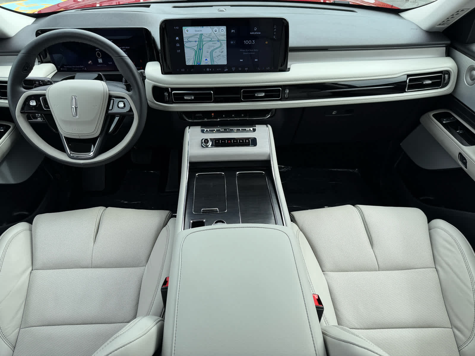 2025 Lincoln Aviator Reserve Image 12 of 37