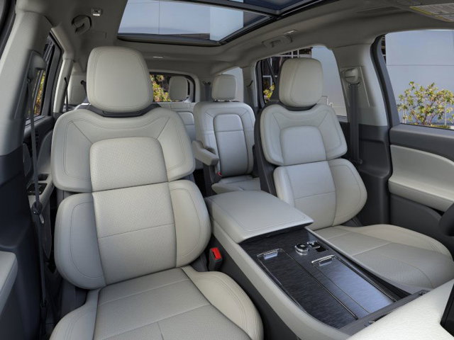 2025 Lincoln Aviator Reserve Image 10 of 23