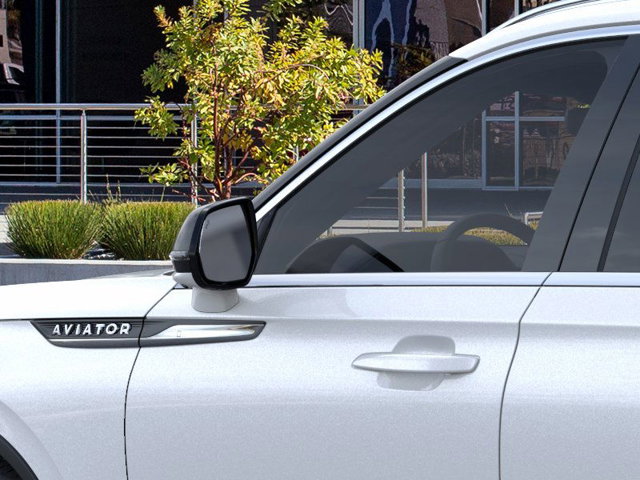 2025 Lincoln Aviator Reserve Image 20 of 23