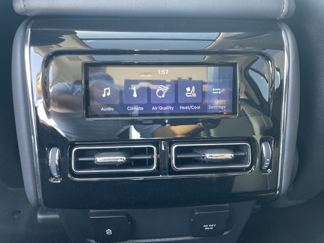 2025 Lincoln Aviator Reserve Image 30 of 33