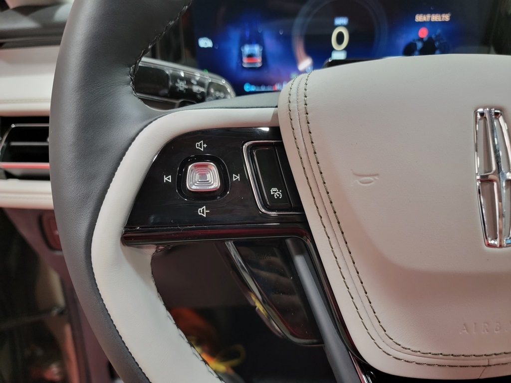 Vehicle image 29 of 29