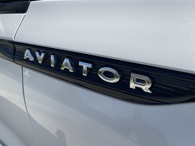 2025 Lincoln Aviator Reserve Image 27 of 31