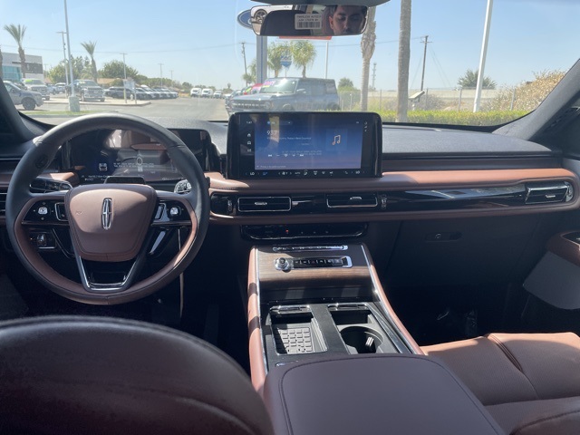 2025 Lincoln Aviator Reserve Image 17 of 31