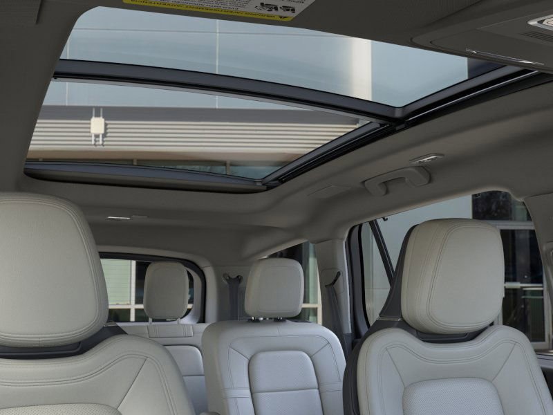 2025 Lincoln Aviator Reserve Image 13 of 22