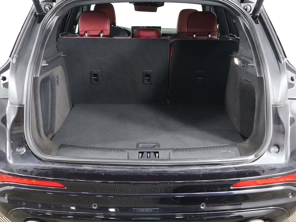 2025 Lincoln Corsair Grand Touring Image 13 of 61