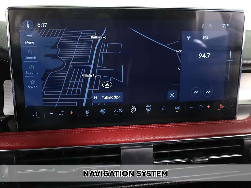 2025 Lincoln Corsair Grand Touring Image 28 of 61
