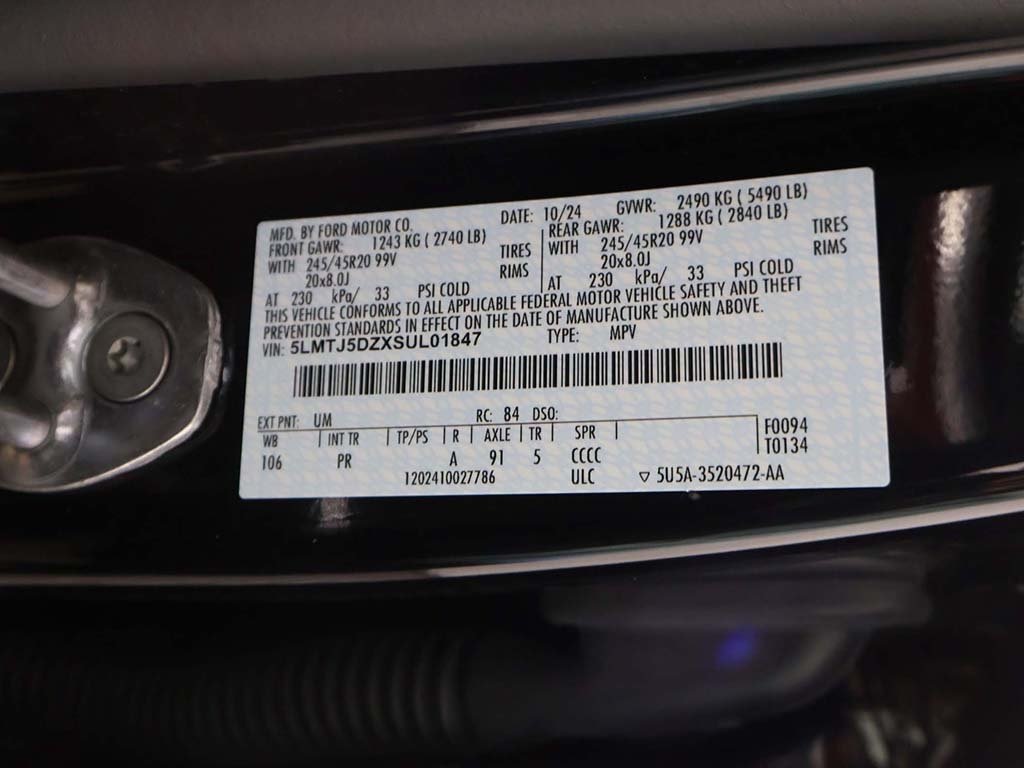 2025 Lincoln Corsair Grand Touring Image 41 of 61