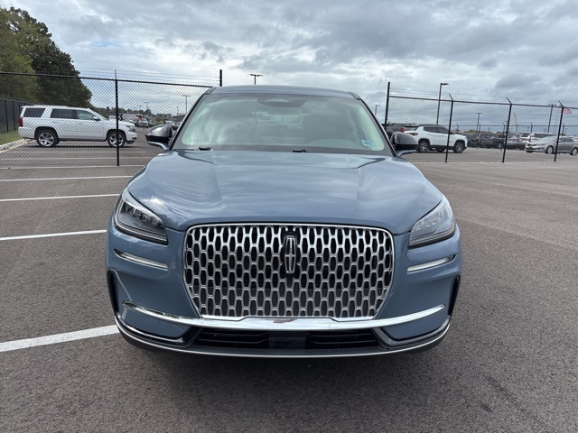 2025 Lincoln Corsair Premiere Image 2 of 15