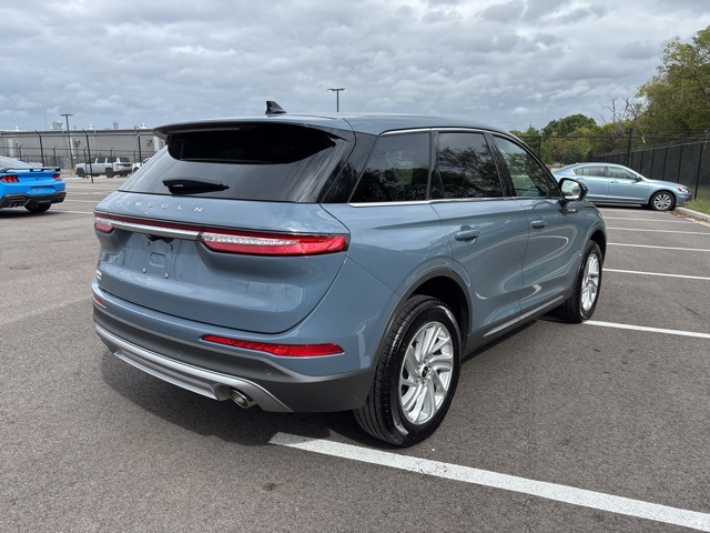 2025 Lincoln Corsair Premiere Image 5 of 15