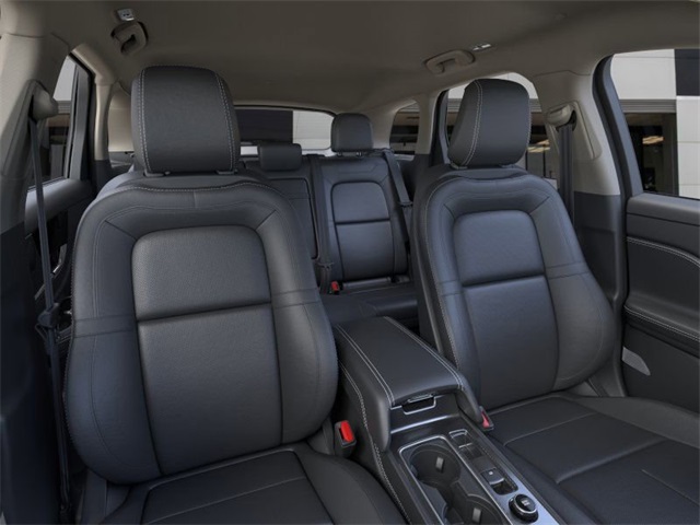 Vehicle image 11 of 22