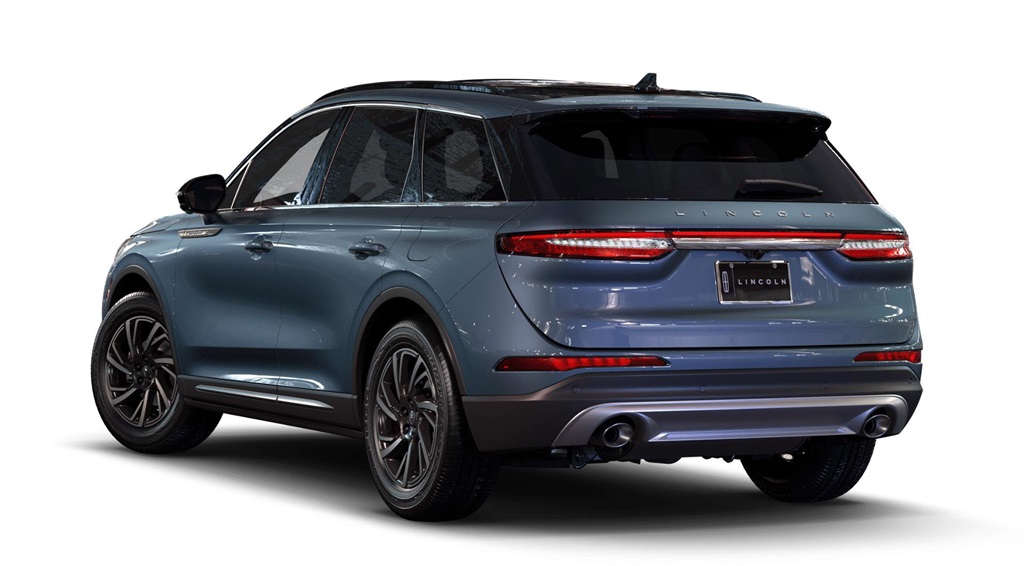 Vehicle image 5 of 8