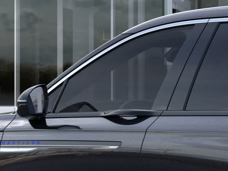 Vehicle image 20 of 22