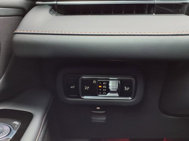 Vehicle image 27 of 27
