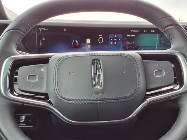 Vehicle image 26 of 27