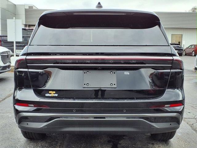 Vehicle image 11 of 27