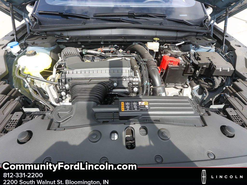 2025 Lincoln Nautilus Premiere Image 9 of 21