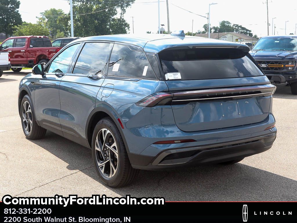 2025 Lincoln Nautilus Premiere Image 7 of 21