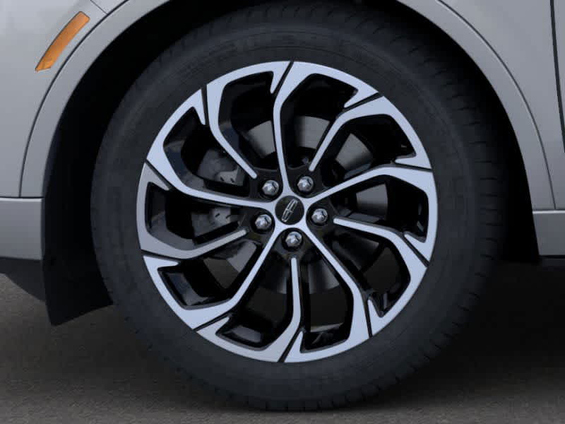 Vehicle image 19 of 22
