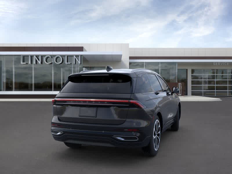 Vehicle image 5 of 22