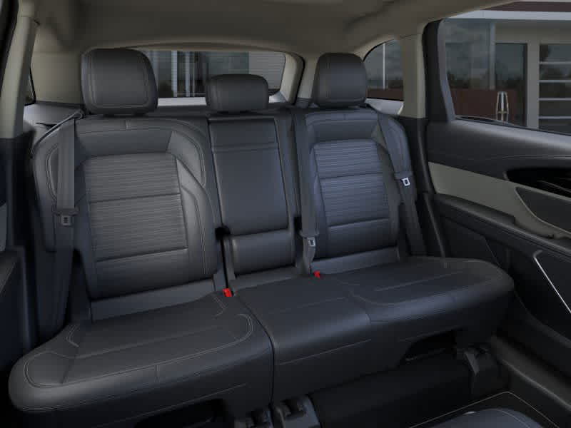 Vehicle image 11 of 22